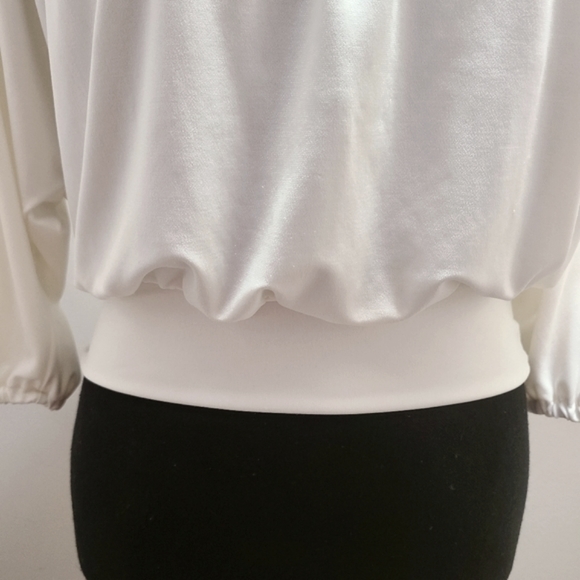 EXPRESS Off The Shoulder White Top Size Small - Picture 3 of 5